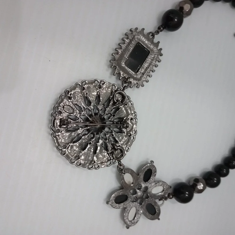 Premier Designs Black Beaded‎ Floral Statement Necklace w/ Detachable Brooch